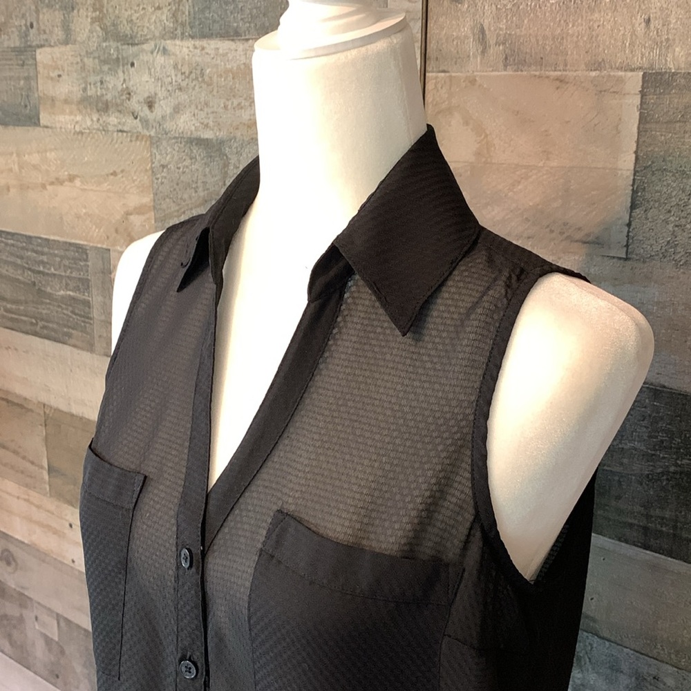Express Original Fit Sleeveless Portofino Shirt - Picture 6 of 16